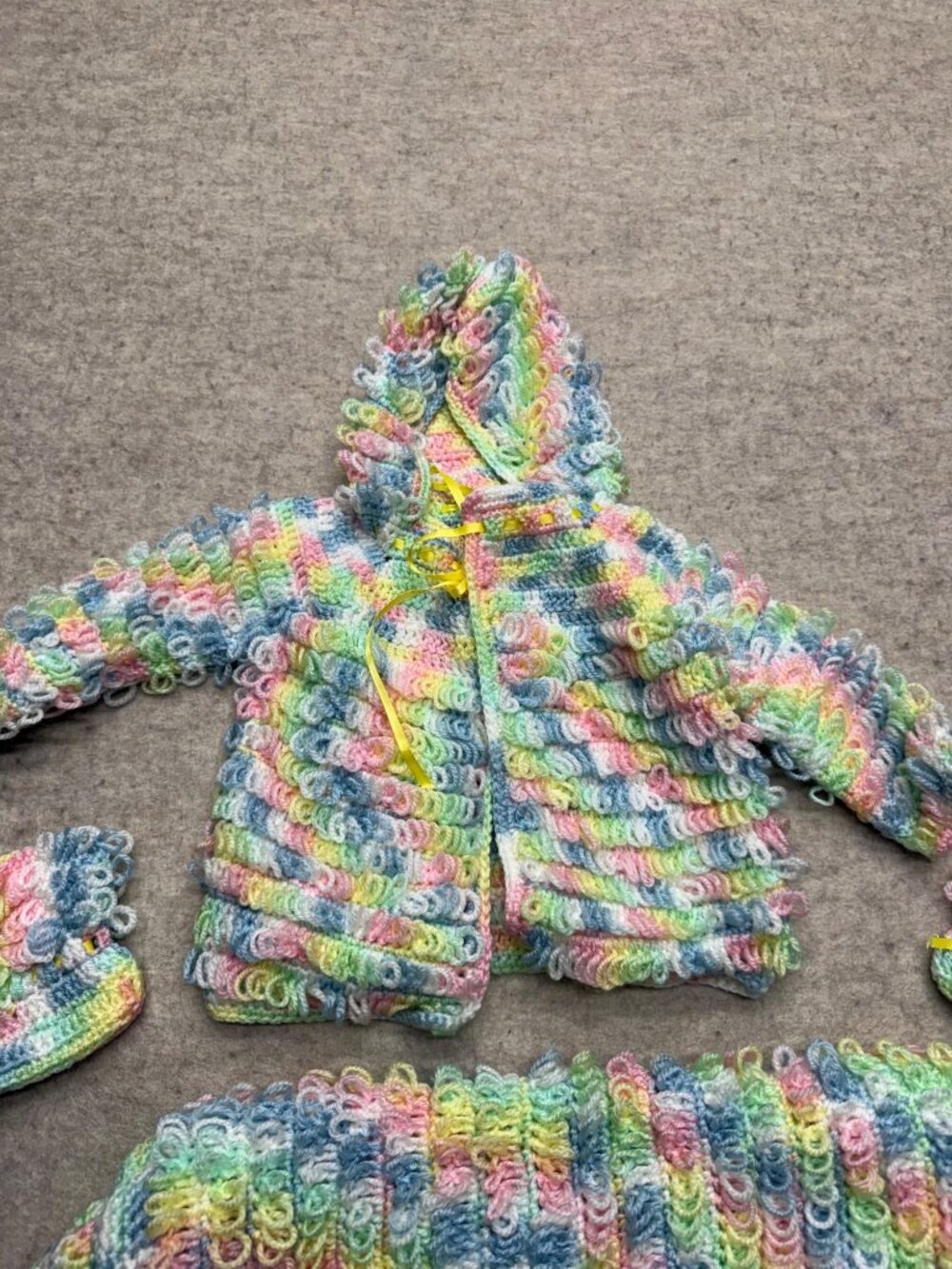 Vintage Handmade Knit Acrylic Newborn Infant Cardigan Blanket Set Unisex - Picture 3 of 4